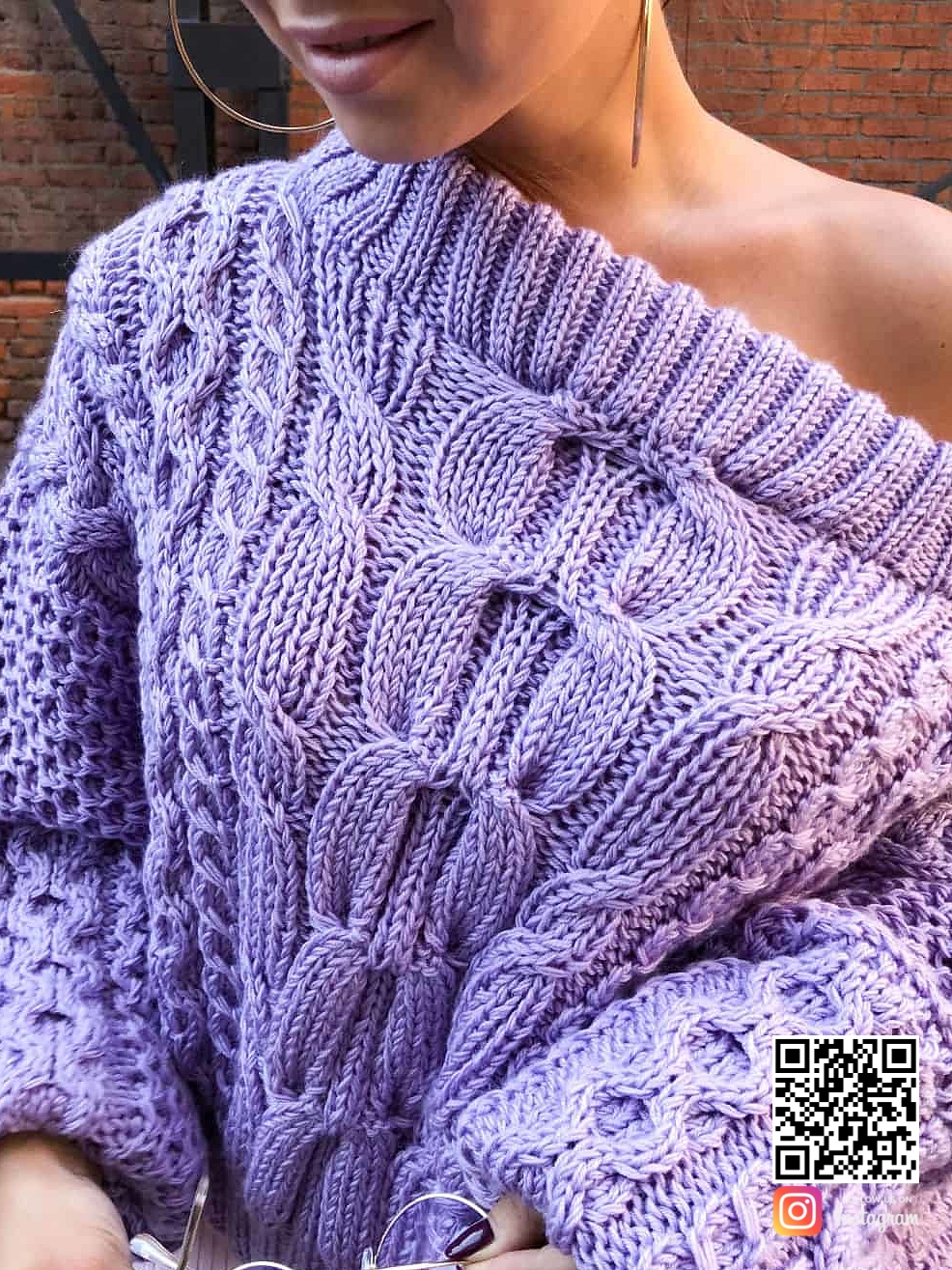 На седьмой фотографии женский лавандовый свитер рубан от Shapar, бренда вязаной одежды ручной работы в интернет-магазине связанных спицами вещей.