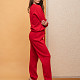 На пятой фотографии повседневный красный брючный костюм женский от Shapar, бренда вязаной одежды ручной работы в интернет-магазине связанных спицами вещей.