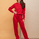 На четвертой фотографии спортивный красный брючный костюм женский от Shapar, бренда вязаной одежды ручной работы в интернет-магазине связанных спицами вещей.