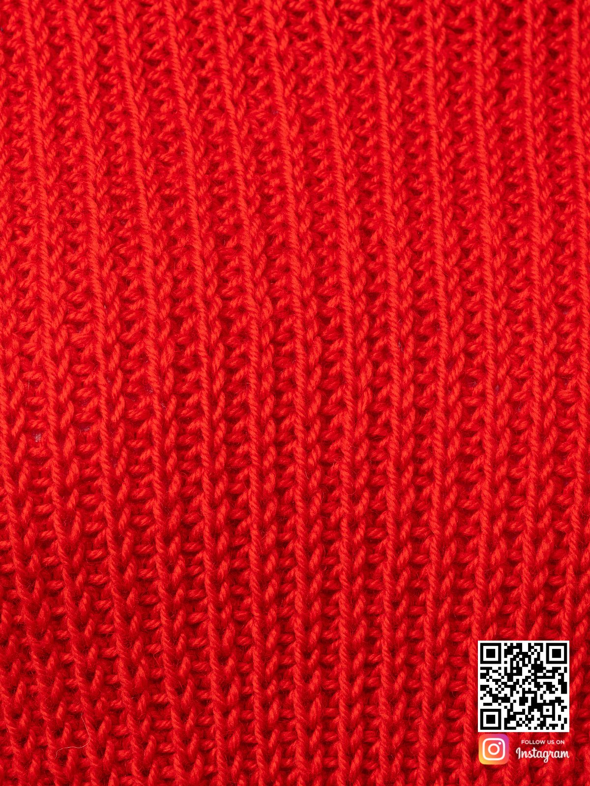 На седьмой фотографии женский вязаный свитер с воротником крупным планом от Shapar, бренда одежды ручной работы в интернет-магазине связанных спицами вещей.