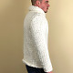 На пятой фотографии белый свитер с горлом мужской крупной вязки от Shapar, бренда вязаной одежды ручной работы в интернет-магазине связанных спицами вещей.
