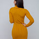 На третьей фотографии желтое трикотажное платье в косах от Shapar, бренда вязаной одежды ручной работы в интернет-магазине связанных спицами вещей.