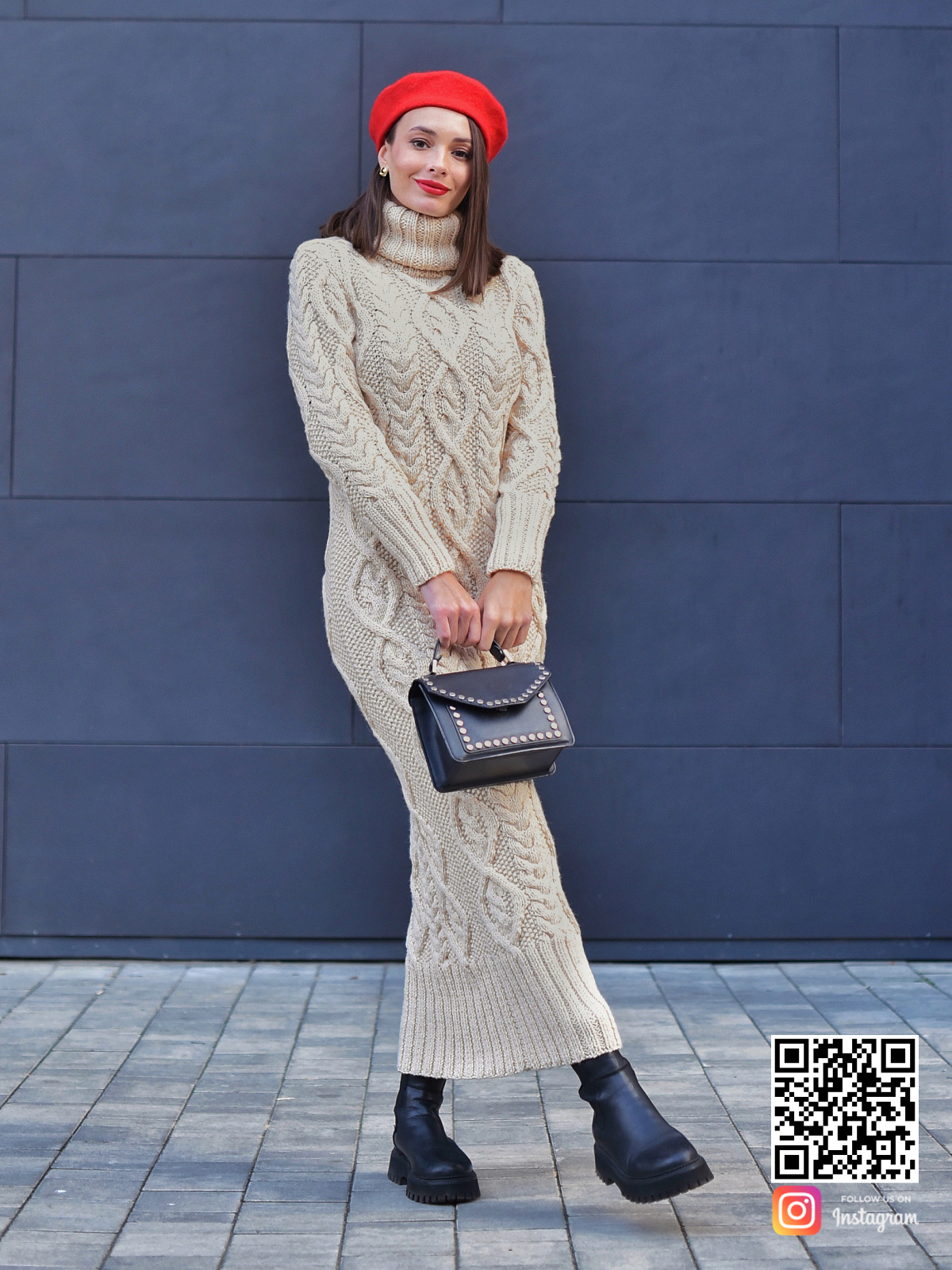 На шестой фотографии зимнее теплое вязаное платье из шерсти в интернет-магазине одежды ручной работы Shapar.